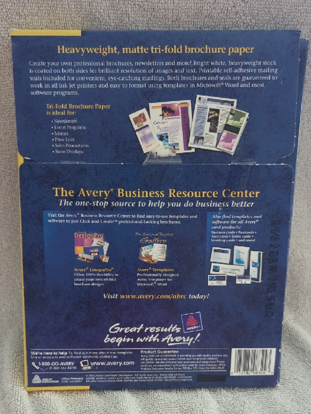 Avery Matte Tri-Fold Brochures - Blue & Yellow Packaging